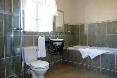 Garden Gate Guest House Port Elizabeth Exterior photo